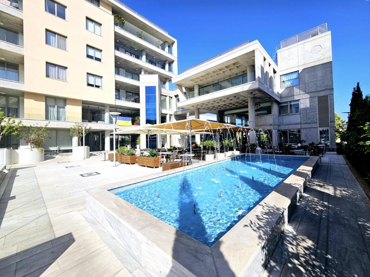 Elysia Park Apartments Paphos ภายนอก รูปภาพ