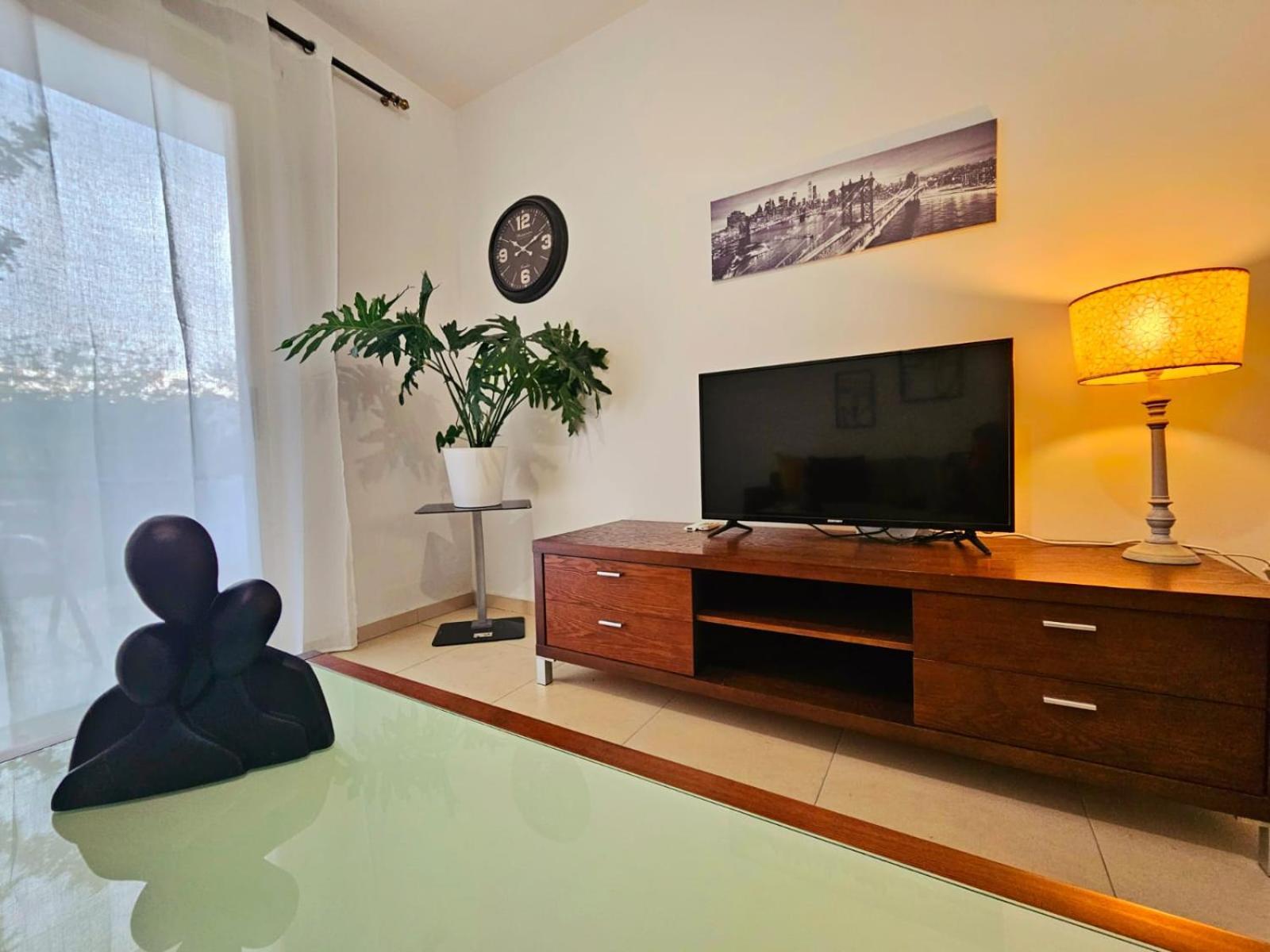 Elysia Park Apartments Paphos ภายนอก รูปภาพ