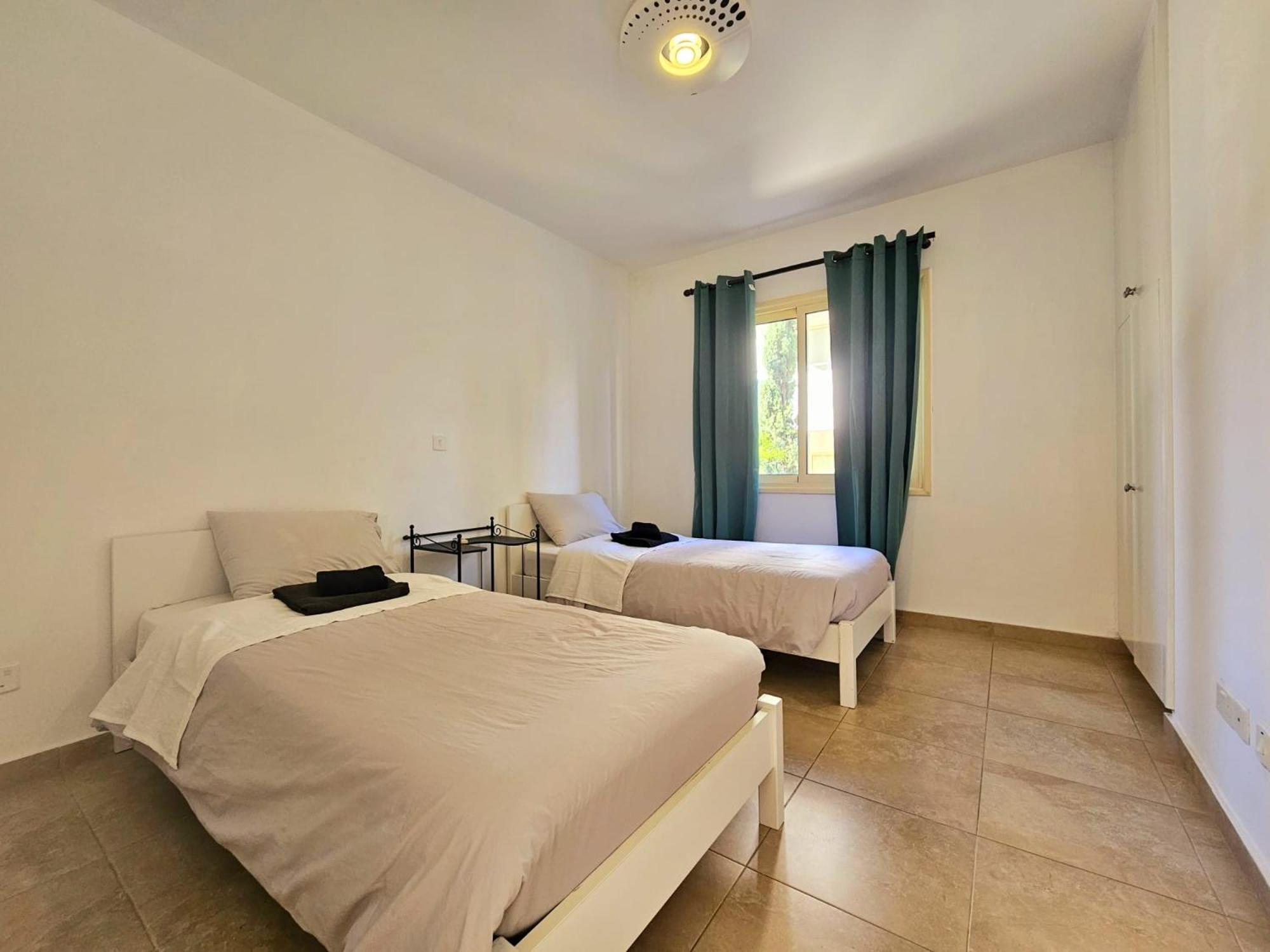 Elysia Park Apartments Paphos ภายนอก รูปภาพ
