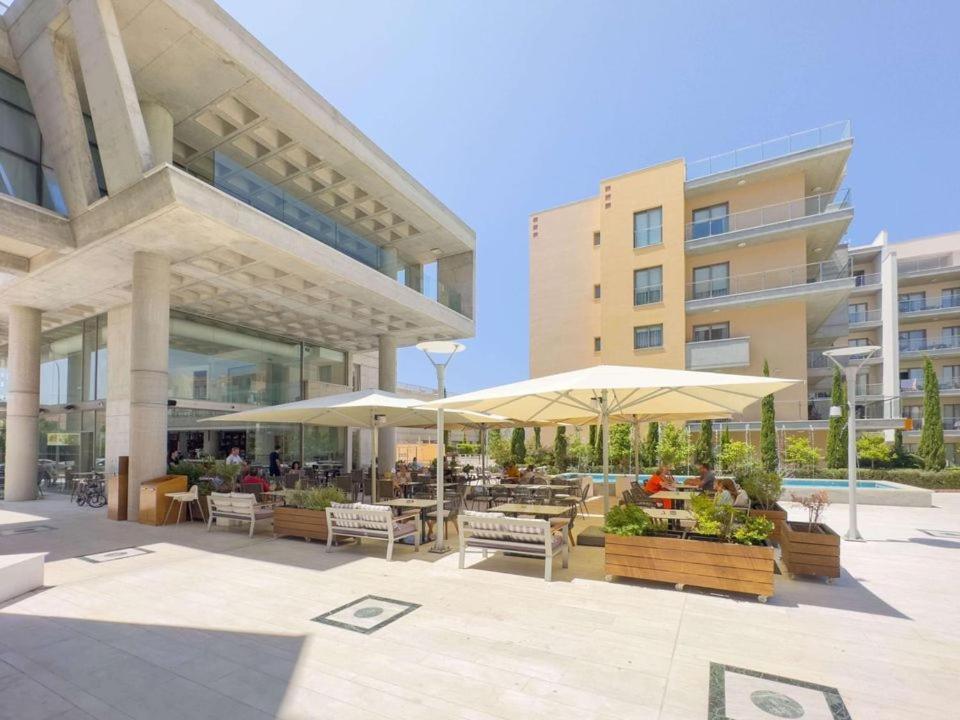 Elysia Park Apartments Paphos ภายนอก รูปภาพ