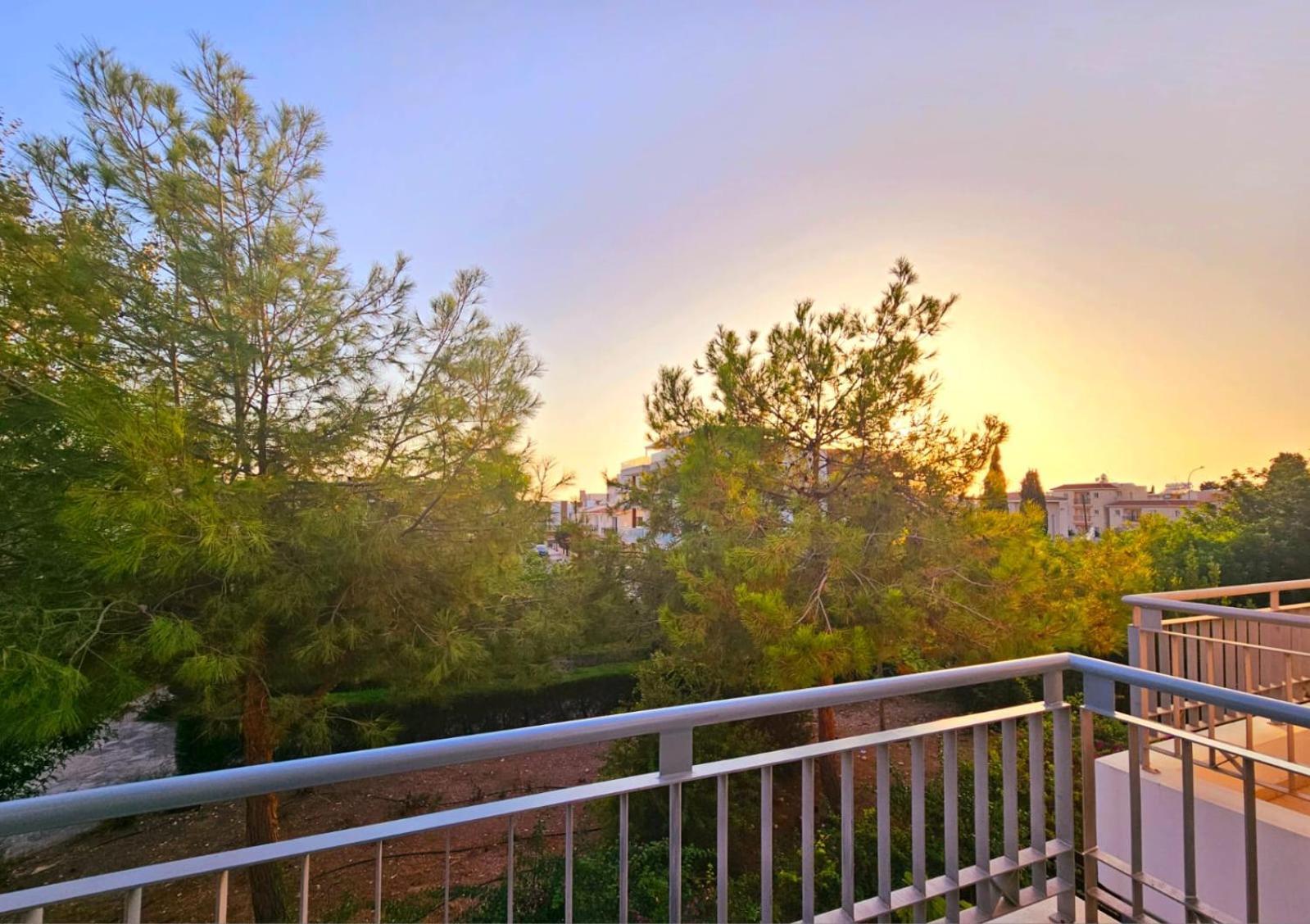 Elysia Park Apartments Paphos ภายนอก รูปภาพ